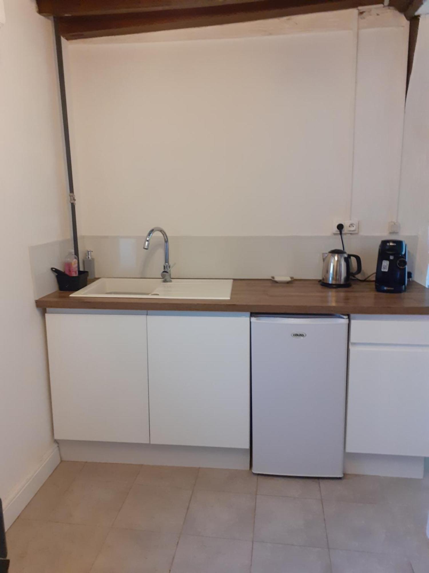 Wildberry Cottage Orgères-la-Roche المظهر الخارجي الصورة