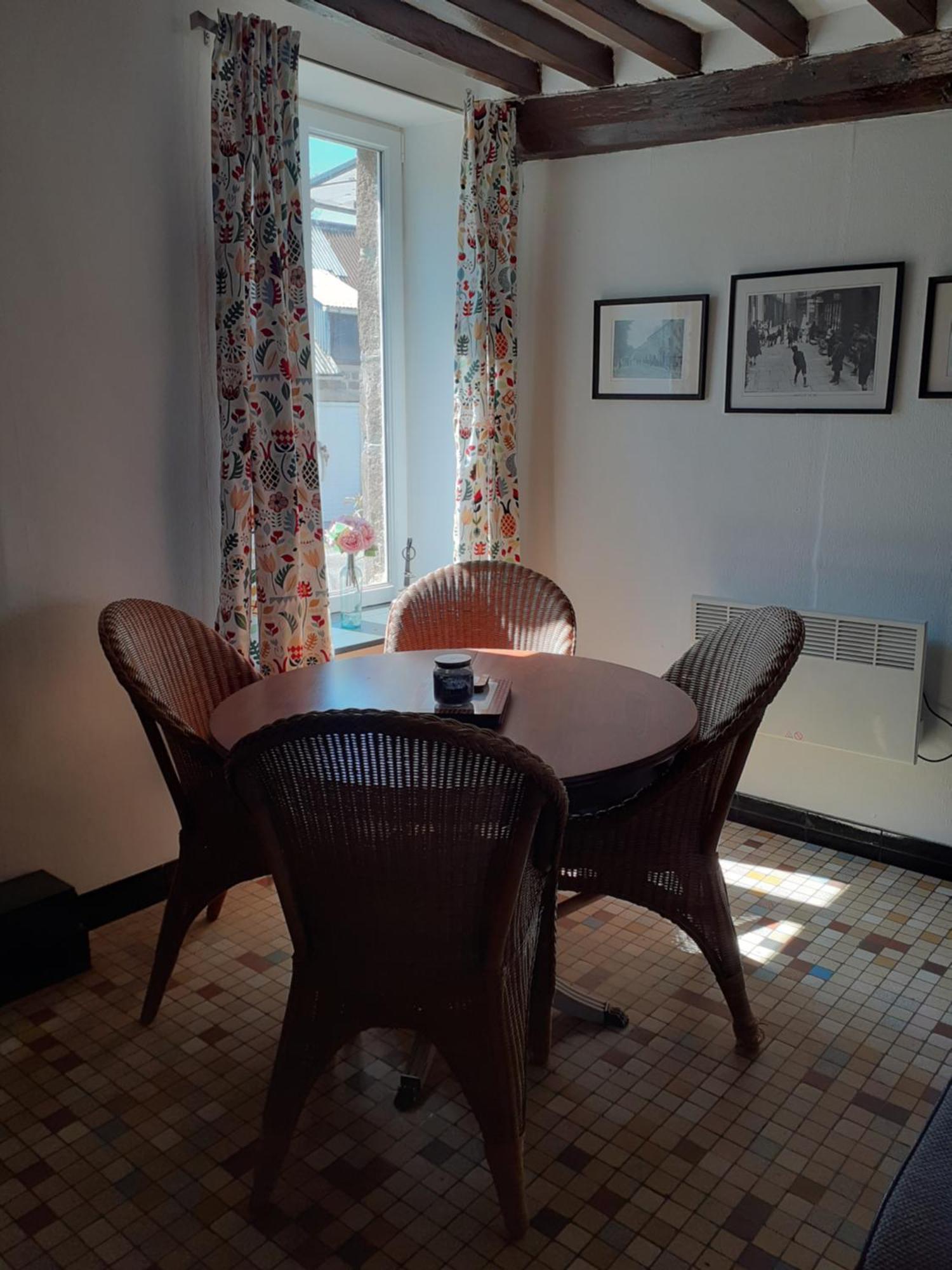 Wildberry Cottage Orgères-la-Roche المظهر الخارجي الصورة