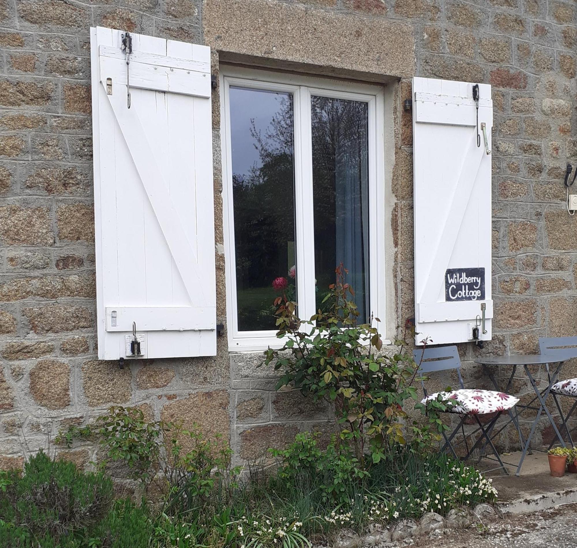 Wildberry Cottage Orgères-la-Roche المظهر الخارجي الصورة